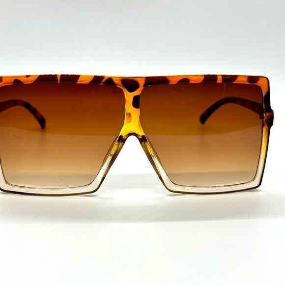 Accessories - Oversized Women Shades